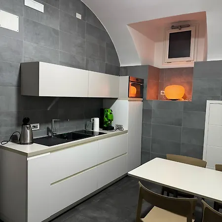 Conte 3 - Nel Cuore Di Apartment *